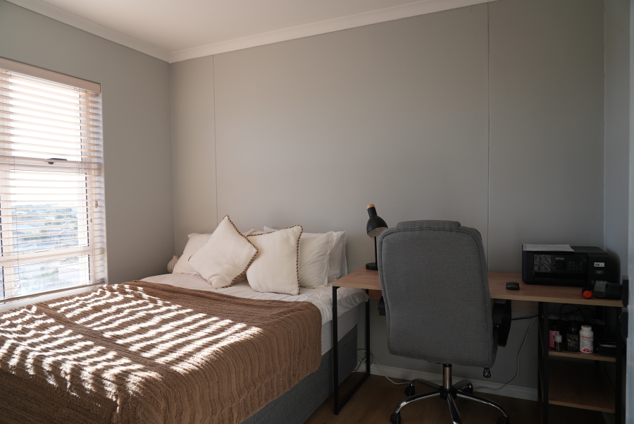 To Let 2 Bedroom Property for Rent in Century City Western Cape